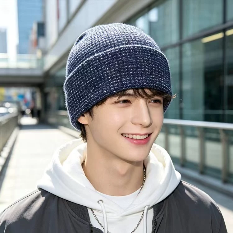 Reflective Thread Knit Beanie with Custom Logo Blue – UV Protection & Warm Knit Hat